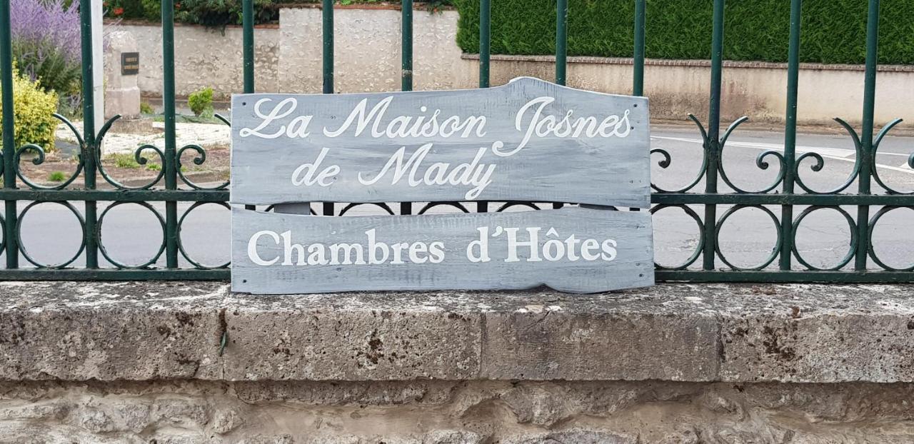 La Maison Josnes De Mady Exteriör bild